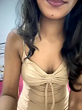 Snapshot of Drive_girl chatting on 09/21/25, 04:30 Drive girl online show from 09/21/25, 04:30