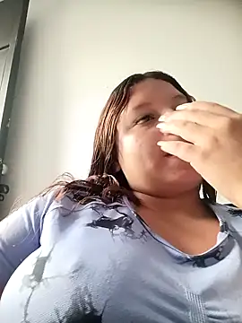 Shell Latina online show from 03/03/26, 01:28