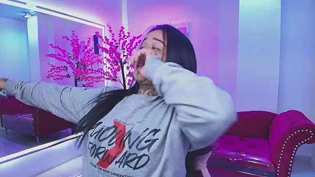 Black roseee online show from 02/04/26, 03:34