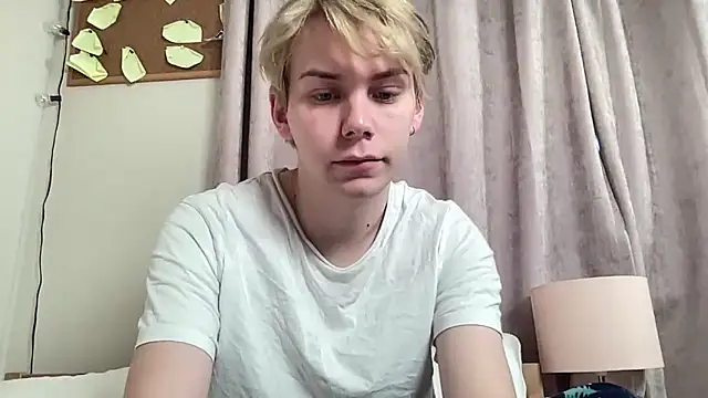 scottishtwink01 online show from 09/22/25, 03:58
