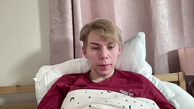 scottishtwink01 online show from 09/28/25, 12:43