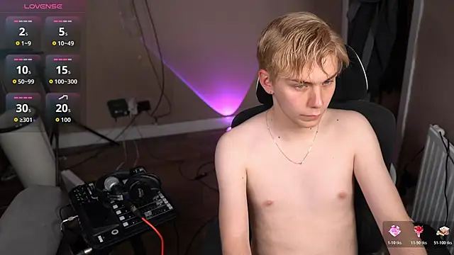 scottishtwink01 online show from 07/14/26, 11:43