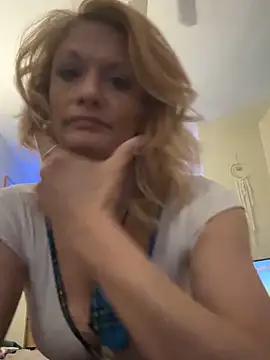 Daphneflor online show from 04/27/26, 04:10