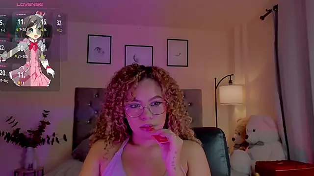 OxanaFedorova1- online show from 12/16/25, 02:33