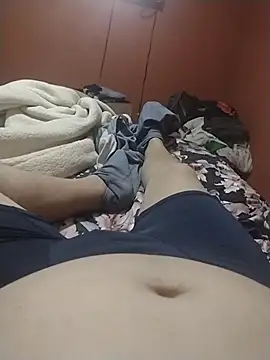 Snapshot of Santiagoqro85 chatting on 11/29/25, 02:25 Santiagoqro85 online show from 11/29/25, 02:25