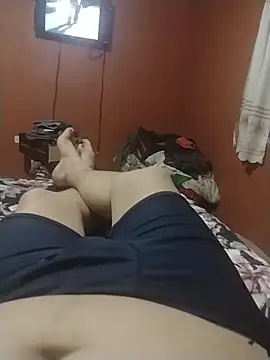 Snapshot of Santiagoqro85 chatting on 12/03/25, 01:02 Santiagoqro85 online show from 12/03/25, 01:02