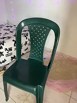 Snapshot of rhizanthella_ chatting on 10/01/25, 06:47 rhizanthella online show from 10/01/25, 06:47