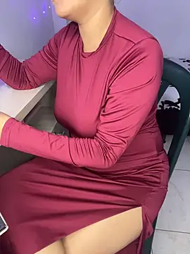 rhizanthella  online show from 12/15/25, 09:08