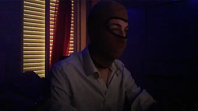 Snapshot of hlias420 chatting on 01/20/25, 10:07 hlias420 online show from 01/20/25, 10:07