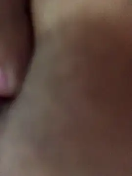 Snapshot of luzmelzinha chatting on 10/07/25, 07:11 luzmelzinha online show from 10/07/25, 07:11