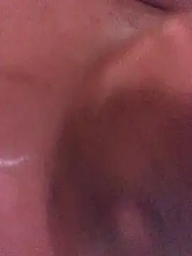 Snapshot of luzmelzinha chatting on 04/05/26, 06:21 luzmelzinha online show from 04/05/26, 06:21