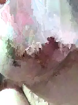 Snapshot of luzmelzinha chatting on 04/07/26, 12:44 luzmelzinha online show from 04/07/26, 12:44