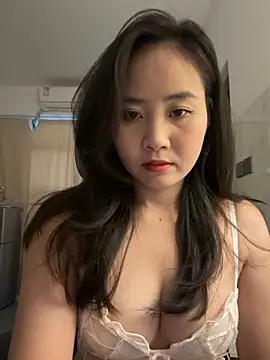 wly2028 online show from 09/15/25, 06:02