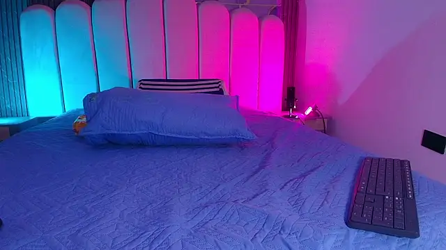 abbyrouss  online show from 02/20/26, 03:03