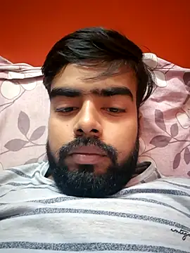 soniriyaa010101 online show from 10/21/25, 11:22