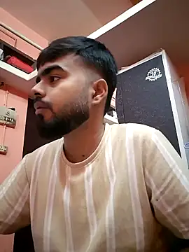 soniriyaa010101 online show from 11/09/25, 07:50