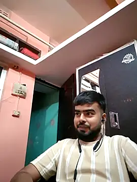 soniriyaa010101 online show from 11/09/25, 08:07