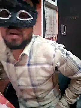 soniriyaa010101 online show from 02/04/26, 02:34