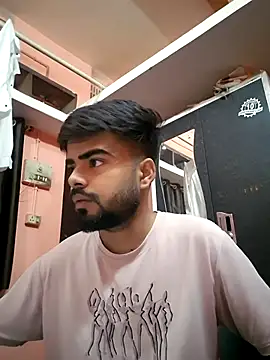 soniriyaa010101 online show from 04/09/26, 08:09