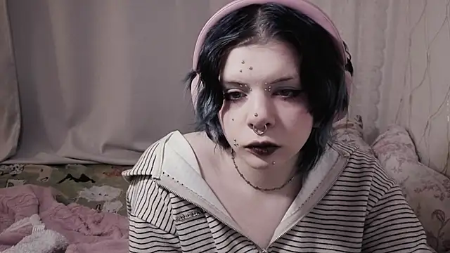 Alice Zev online show from 04/29/26, 02:15