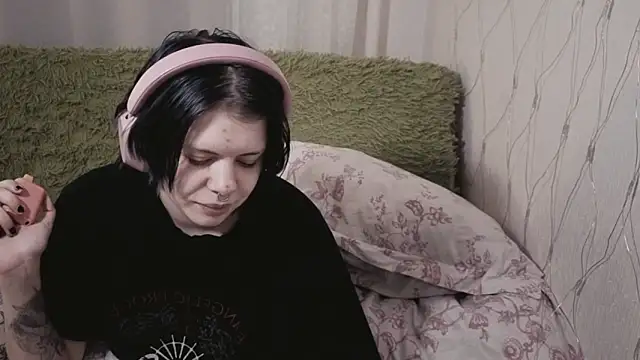 Alice Zev online show from 05/01/26, 02:05