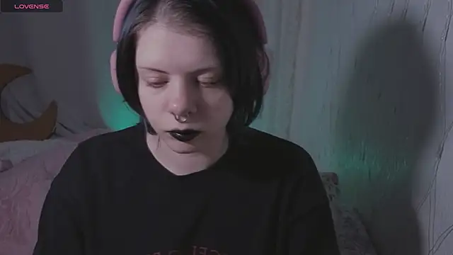 Alice Zev online show from 05/14/26, 06:04