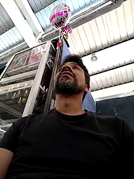 Snapshot of Mac50rus chatting on 10/01/25, 04:13 Mac50rus online show from 10/01/25, 04:13