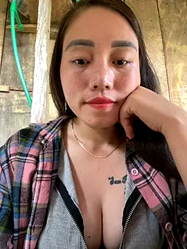 chipp-bong online show from 10/19/25, 12:33