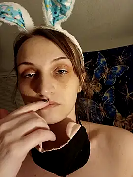 LuvTune online show from 04/05/26, 03:36