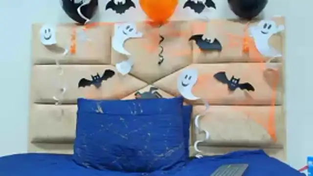 Snapshot of Angell_cooper chatting on 10/29/25, 03:03 Angell cooper online show from 10/29/25, 03:03