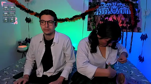 Snapshot of kylietimothee chatting on 10/18/25, 01:34 kylietimothee online show from 10/18/25, 01:34