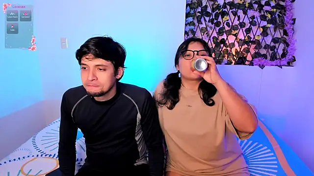 Snapshot of kylietimothee chatting on 11/09/25, 04:00 kylietimothee online show from 11/09/25, 04:00