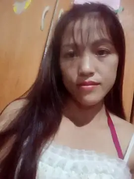 Snapshot of nakaki-00 chatting on 09/26/25, 01:37 nakaki-00 online show from 09/26/25, 01:37