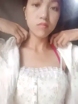 Snapshot of nakaki-00 chatting on 09/27/25, 01:54 nakaki-00 online show from 09/27/25, 01:54