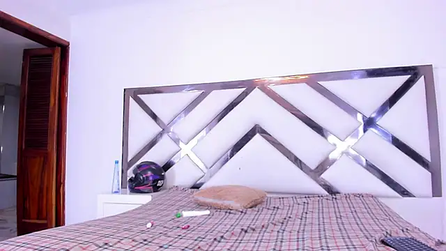 kingmaverickx online show from 04/09/26, 06:52