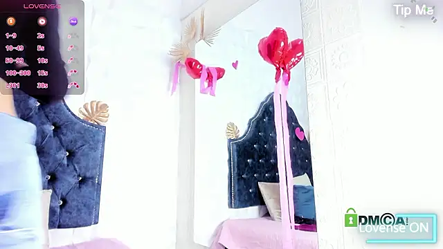 Caroline daring online show from 02/21/26, 11:44