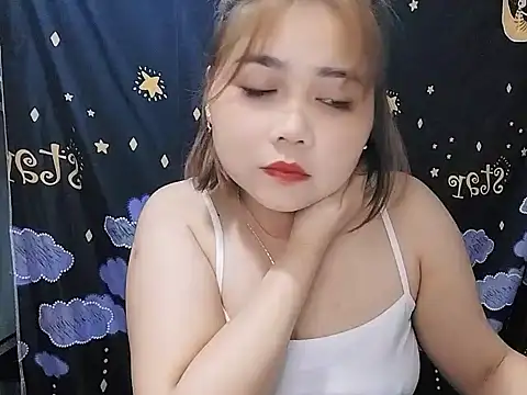 Snapshot of Nhan7868 chatting on 09/26/25, 10:47 Nhan7868 online show from 09/26/25, 10:47