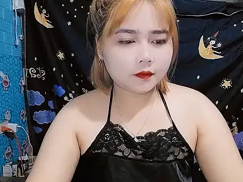 Snapshot of Nhan7868 chatting on 10/29/25, 10:00 Nhan7868 online show from 10/29/25, 10:00