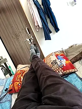 Chanderi19 online show from 12/02/25, 05:57