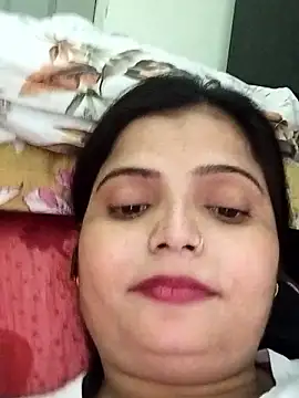 Hot-Pooja25 online show from 03/22/26, 04:21