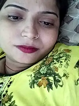 Hot-Pooja25 online show from 05/07/26, 04:23