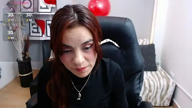 KendallWood  online show from 12/18/25, 08:59