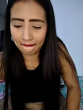 ellafrost-1 online show from 09/18/25, 03:47