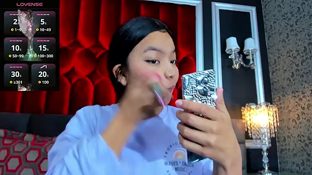 SharonBonet online show from 01/15/26, 02:54