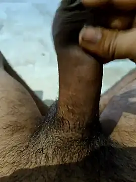 Snapshot of ram5552 chatting on 09/19/25, 02:46 ram5552 online show from 09/19/25, 02:46