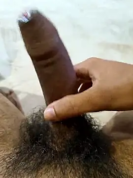 Snapshot of ram5552 chatting on 12/17/25, 09:04 ram5552 online show from 12/17/25, 09:04