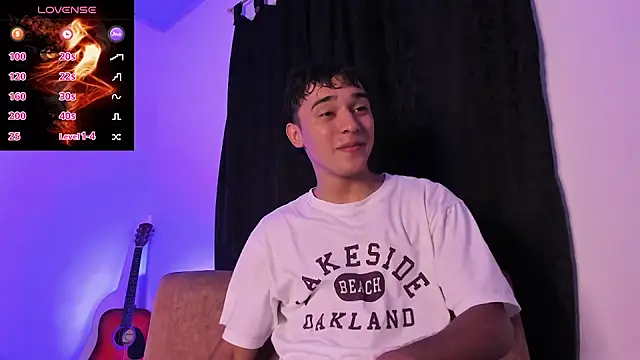 Snapshot of Austin_Cardieff_ chatting on 09/13/25, 01:27 Austin Cardieff online show from 09/13/25, 01:27