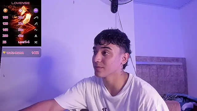 Snapshot of Austin_Cardieff_ chatting on 10/03/25, 03:03 Austin Cardieff online show from 10/03/25, 03:03