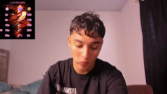 Snapshot of Austin_Cardieff_ chatting on 11/03/25, 07:48 Austin Cardieff online show from 11/03/25, 07:48