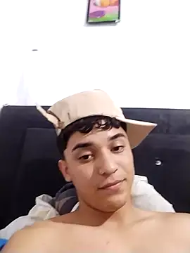 Snapshot of Austin_Cardieff_ chatting on 11/11/25, 07:58 Austin Cardieff online show from 11/11/25, 07:58